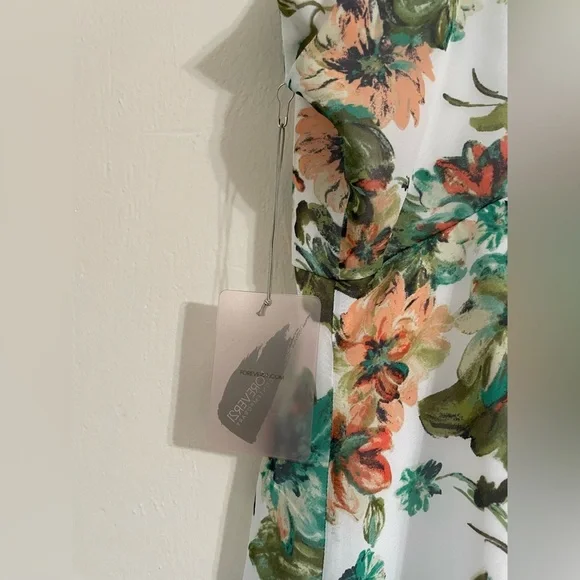 Forever 21 Contemporary Knee Length Sleeveless Sun‎ Dress - Picture 3 of 4